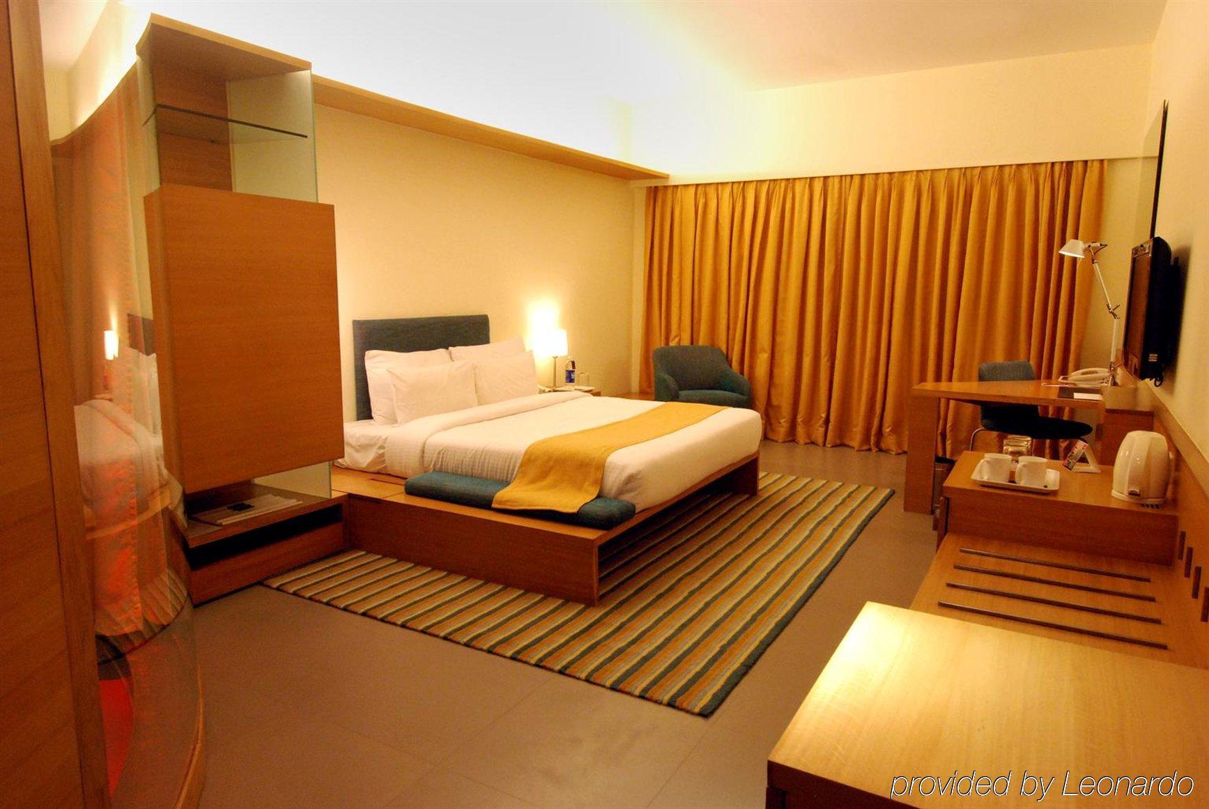 Hotel Parc Estique Pune Rum bild
